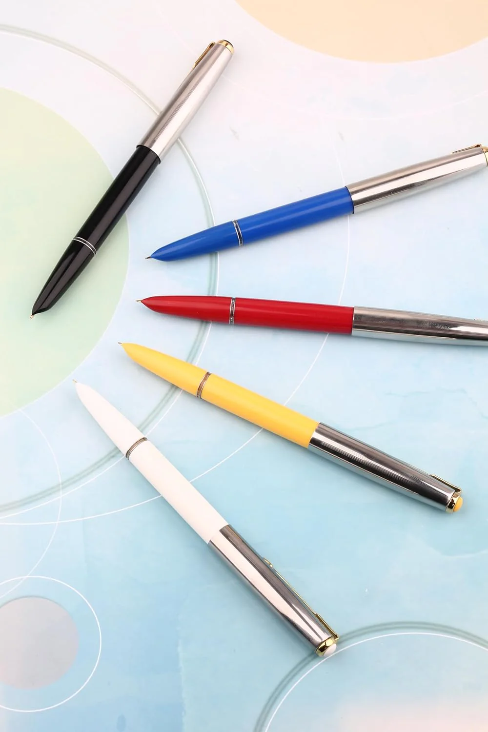 Hero 616 Fountain Pen with Iridium Extra-Fine 0.3mm Nib – Gold Cap, Smooth Writing, Lightweight Design with Converter – Available in Black, White, Yellow, Blue & Red - Image 3