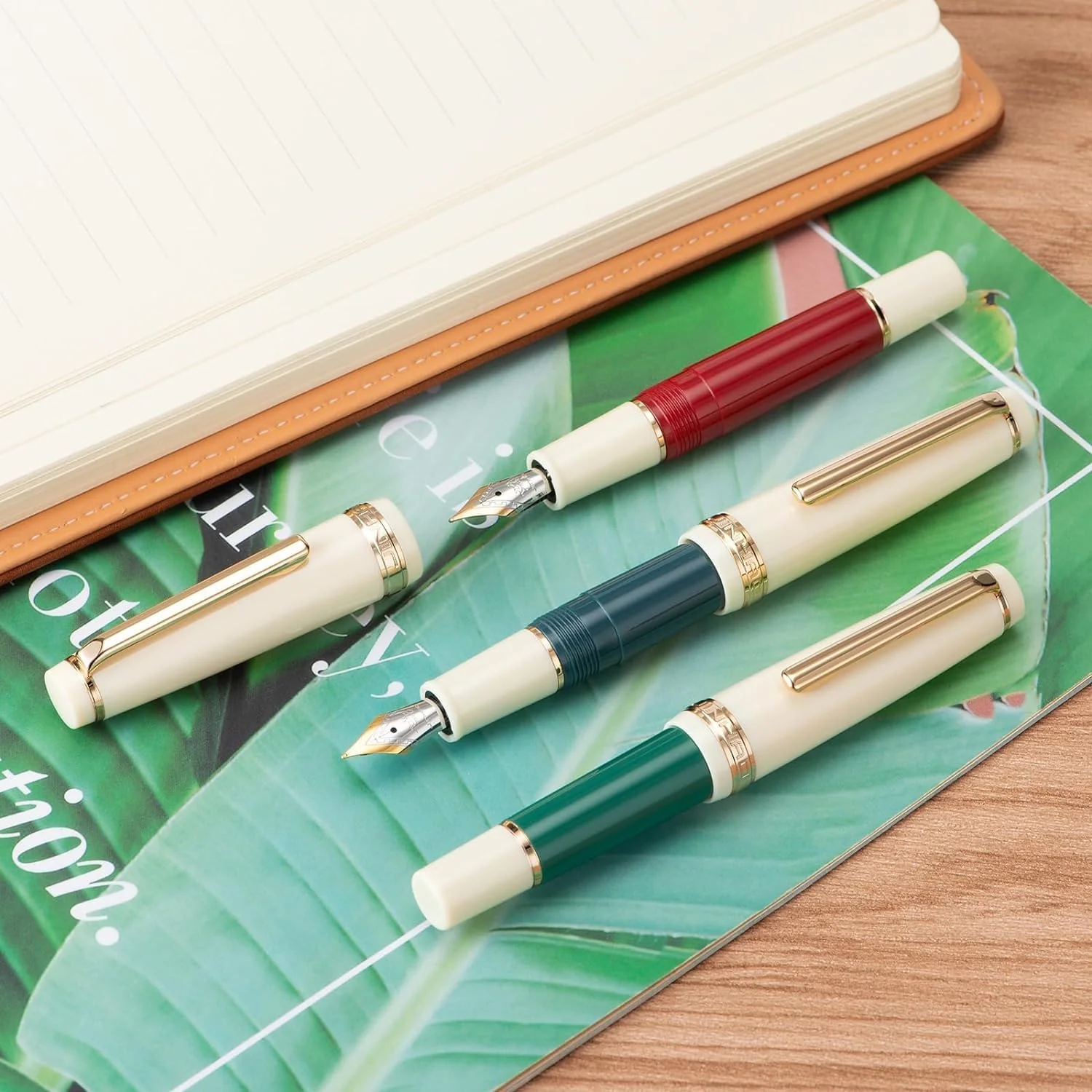 Jinhao 82 Mini Fountain Pen With Extra Fine, Smooth Writing Pocket Pen, Gold Trim, Acrylic Wine Red, Includes Converter - Image 6