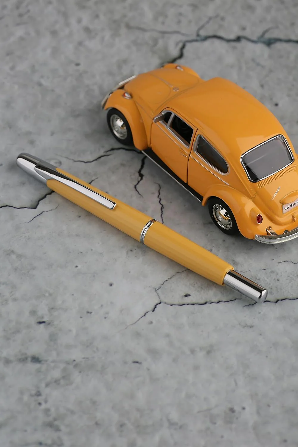 Moonman A2 Press Fountain Pen Extra Fine Nib with Box, Retractable Yellow Resin Ink Pen with Converter Writing Pen Set (Silver Clip Version - Image 4