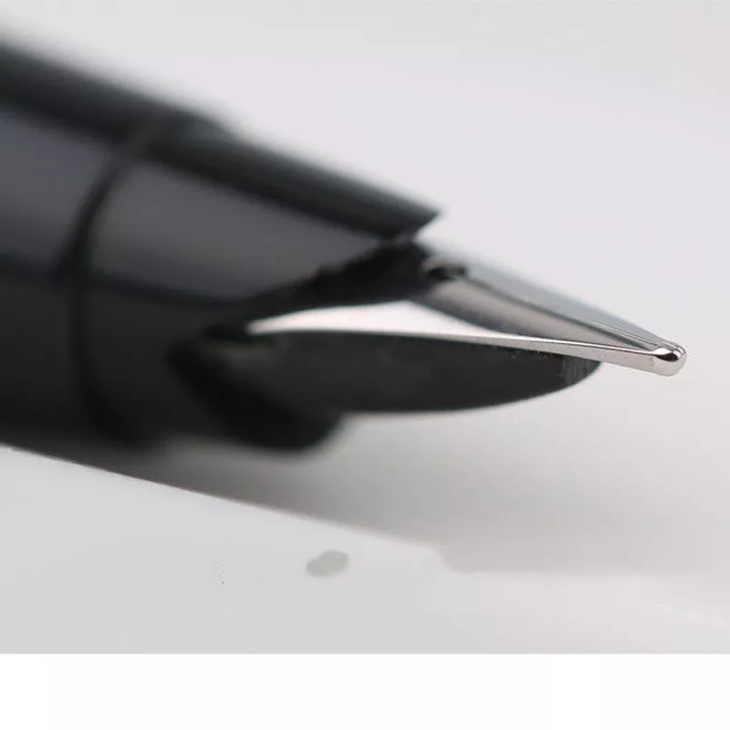 Moonman 80s Green Pocket Fountain Pen – Silver Clip, Fine Nib - Image 3