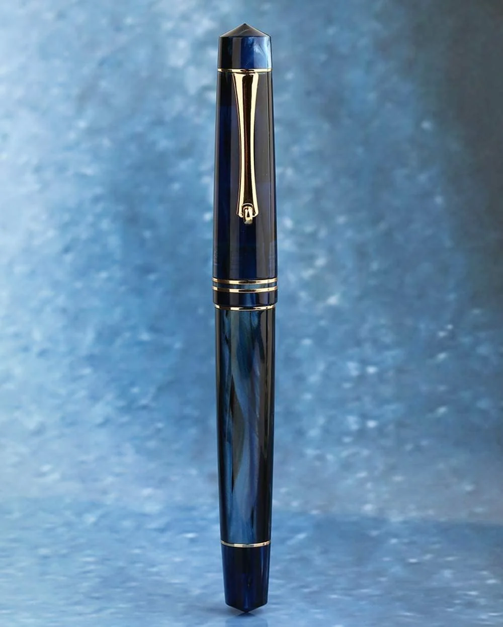 Moonman M800 Blue Acrylic Fountain Pen – Fine Nib, Vintage Design, Converter Included - Image 7