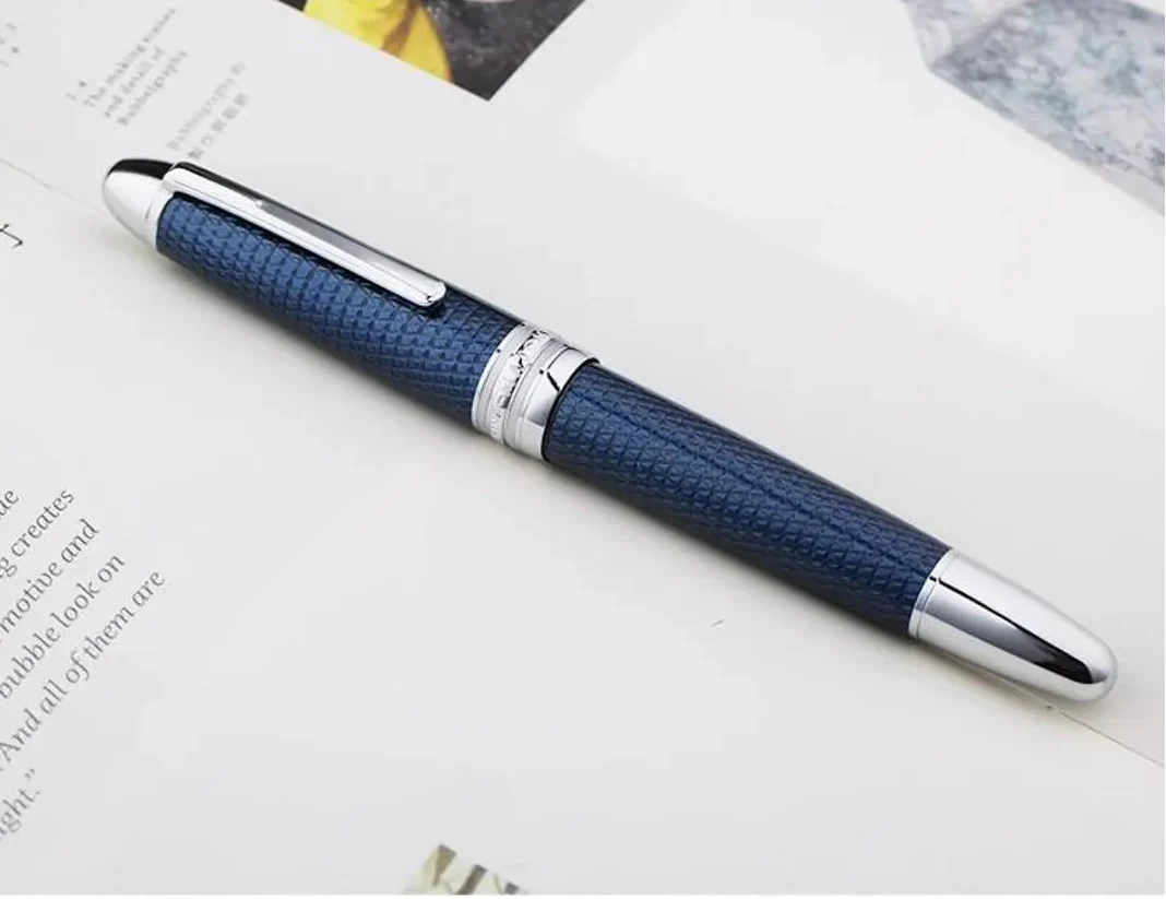 Moonman P136 Twilight Blue Metal Fountain Pen – Piston Filler, Precision Nib, Elegant Design - Image 2