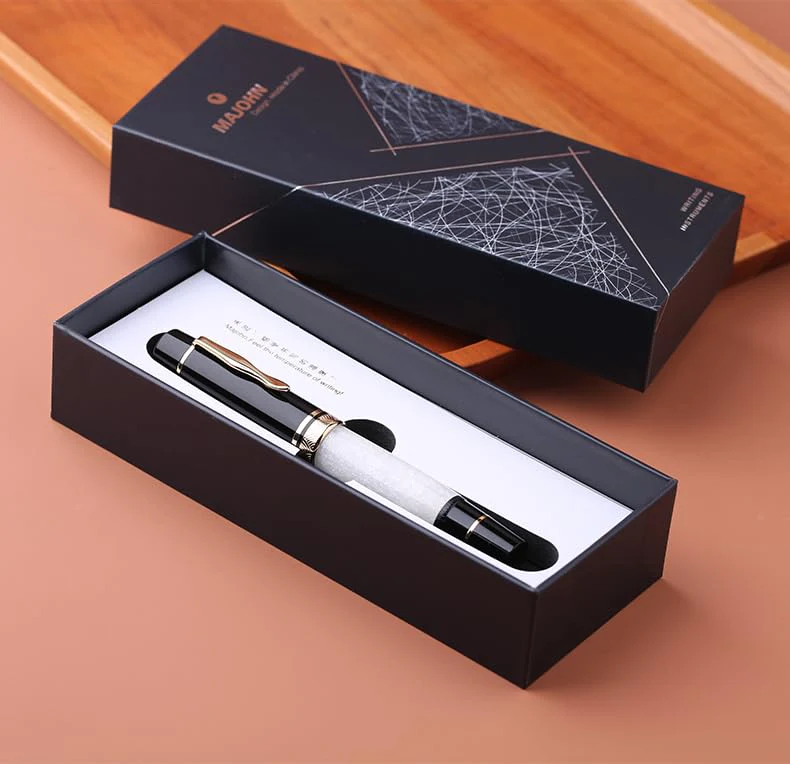 Moonman P139 Sun Carved Fountain Pen – Size 8 Nib, Brass Piston System, Large Capacity Resin (White & Black) - Image 6