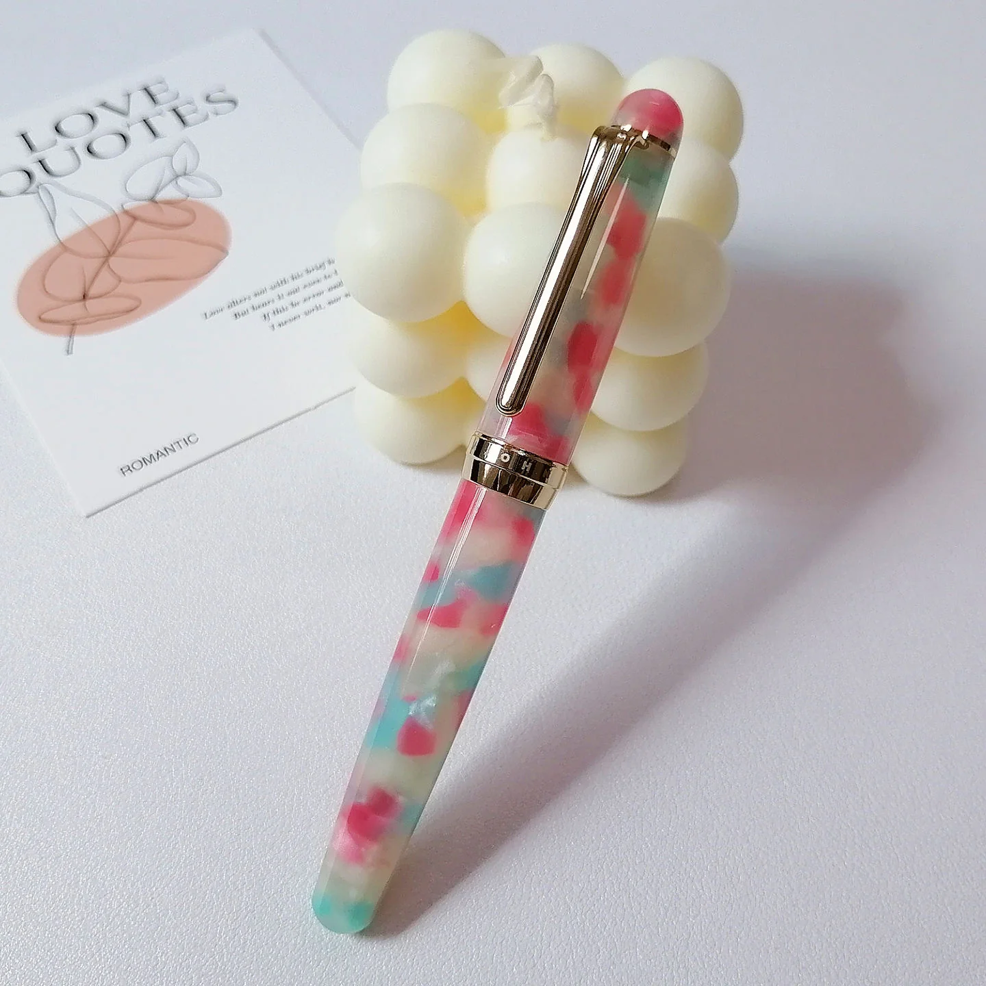 Moonman S9 Acrylic Fountain Pen – Candy Color Resin Barrel, Gold Trim, Smooth Fine Nib - Image 3