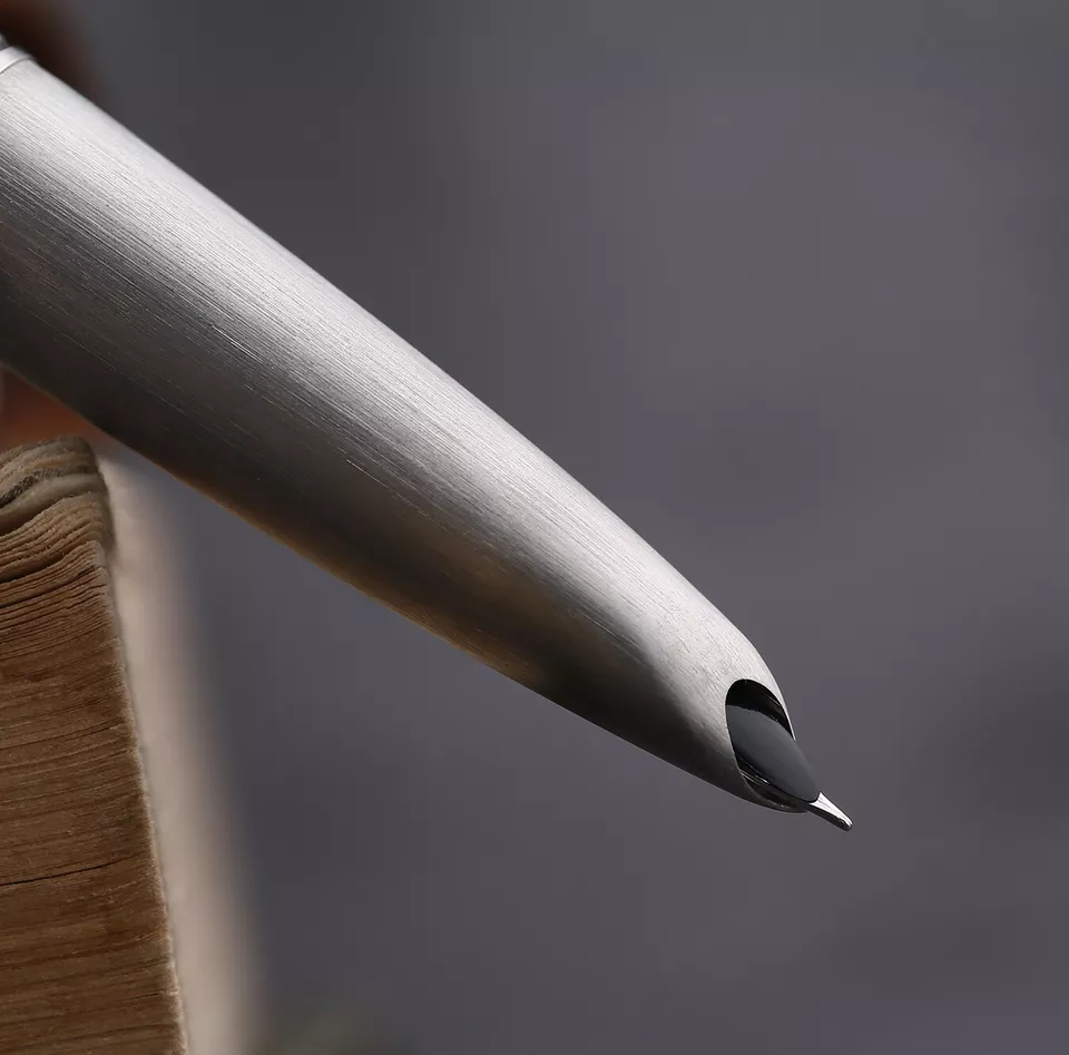 Moonman Ti200 Stainless Steel Fountain Pen - Fine Nib, Classic Smooth Writing Pen - Image 2