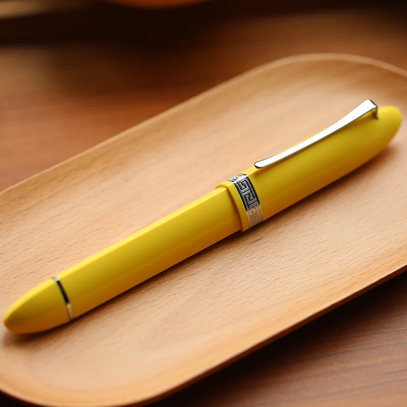 Moonman V60 Triangular Piston Rollerball Pen – Ergonomic Fine Writing Instrument with Resin Body & Gift Box - Image 9