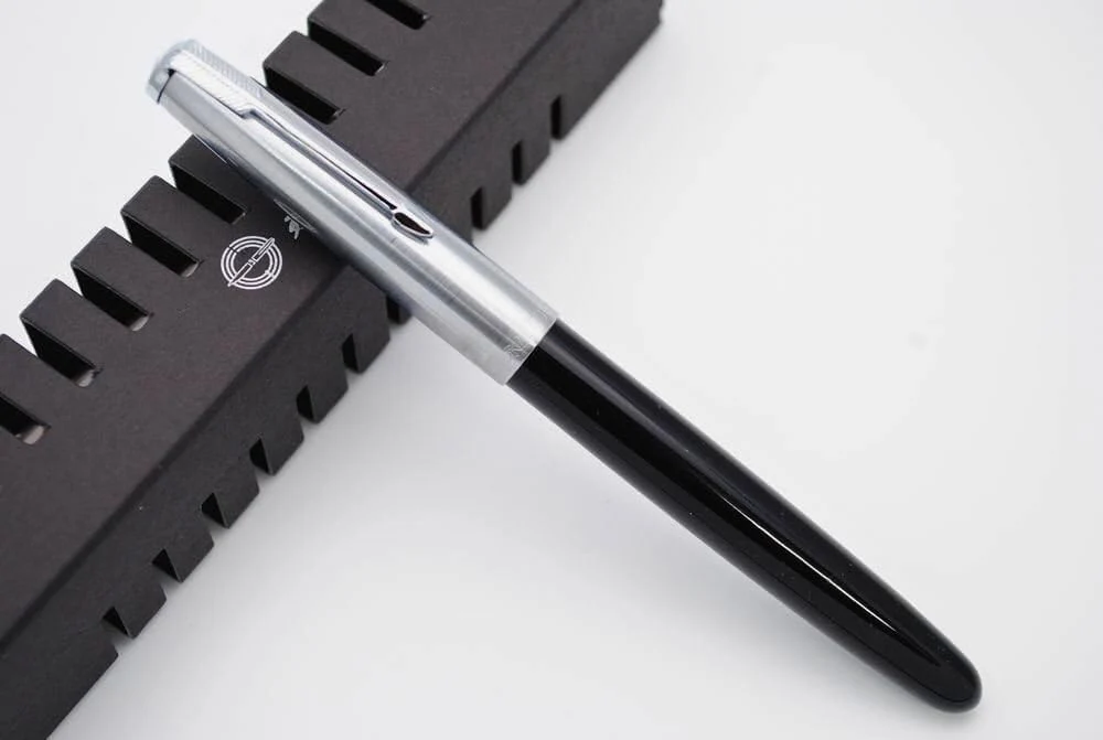 Wing Sung 601 Steel Cap Vacumatic Fountain Pen with Ink Window, Extra Fine Nib (Black) - Image 3