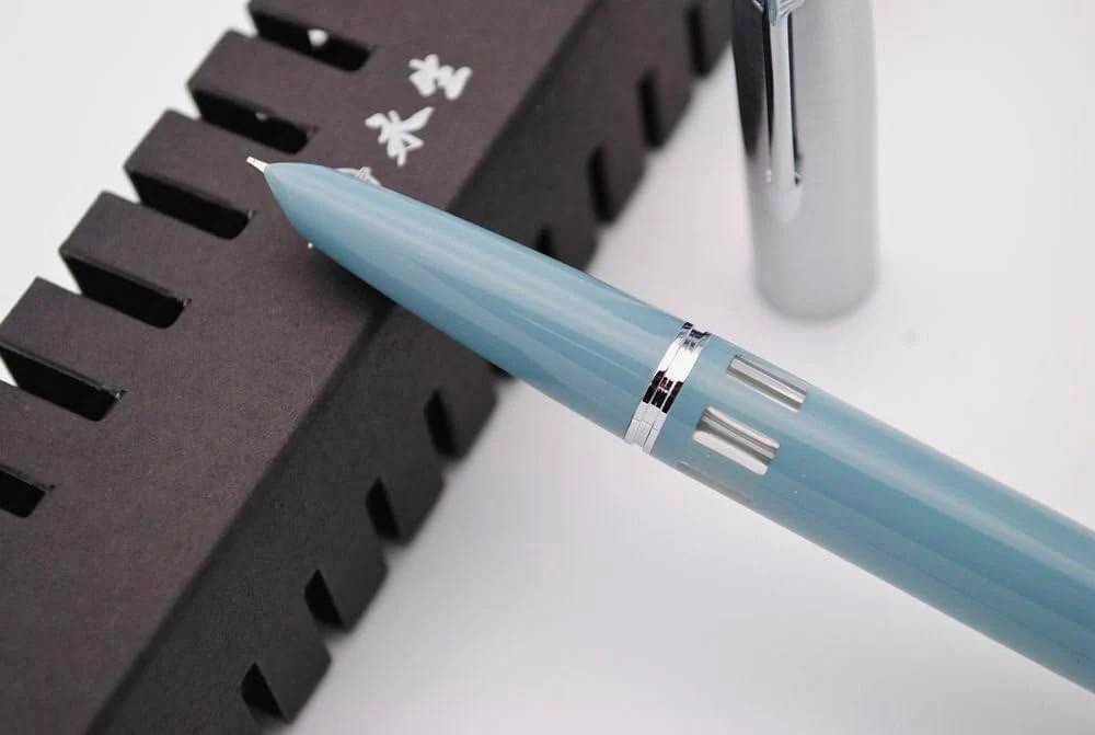 Wing Sung 601 Steel Cap Vacumatic Fountain Pen with Ink Window, Extra Fine Nib (Lake Blue) - Image 4
