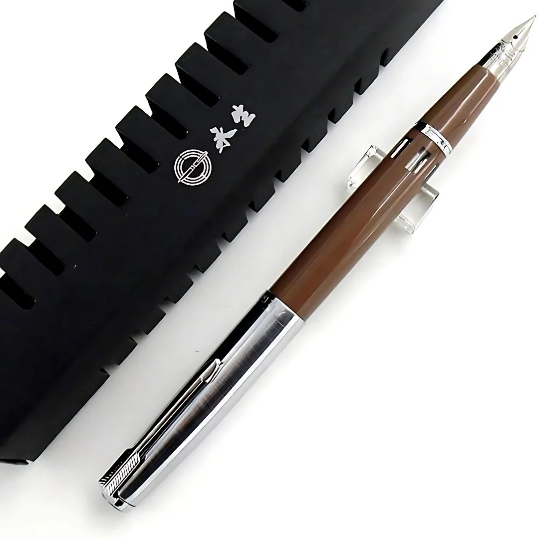 Wing Sung 601A Brown Steel Cap Vacumatic Fountain Pen with Ink Window – 0.5mm Fine Nib, Resin Body, Push-Cap with Converter & Box (No Ink) - Image 9