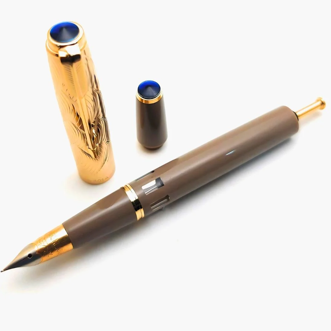 Wing Sung 601A Brown Vacumatic Fountain Pen with Golden Cap – 0.5mm Fine Nib, Ink Window Pen, Resin Body, Push-Cap with Converter & Box (No Ink) - Image 3