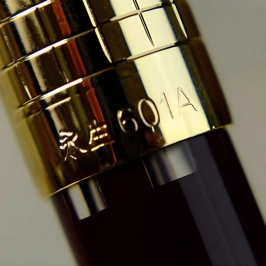 Wing Sung 601A Crimson Vacumatic Fountain Pen – Fine 0.5mm Nib, Golden Cap, Resin Body, Ink Window, Push-Cap with Converter & Box (No Ink) - Image 2