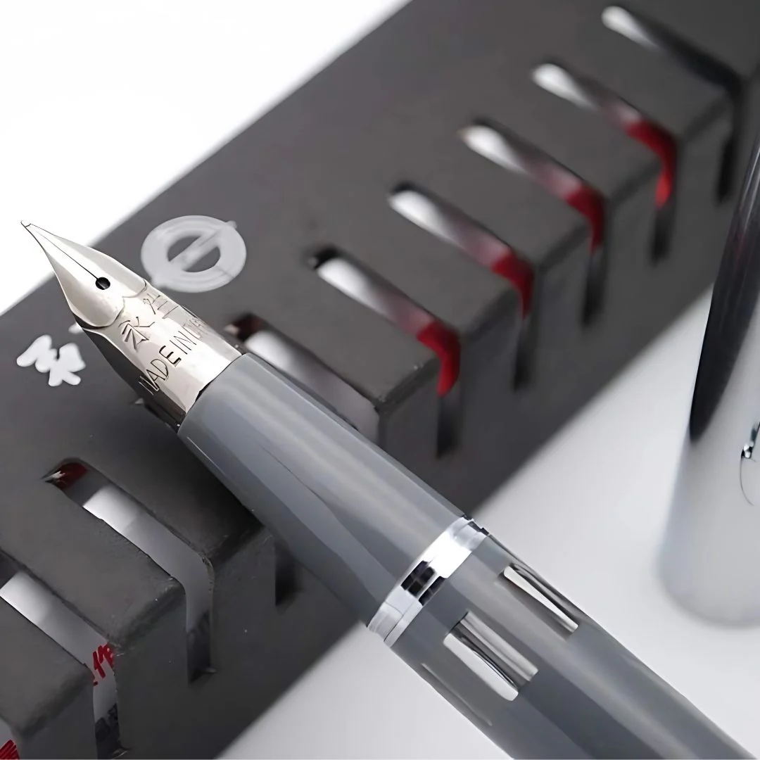 Wing Sung 601A Grey Steel Cap Vacumatic Fountain Pen with Ink Window – 0.5mm Fine Nib, Resin Body, Push-Cap with Converter & Box (No Ink) - Image 6