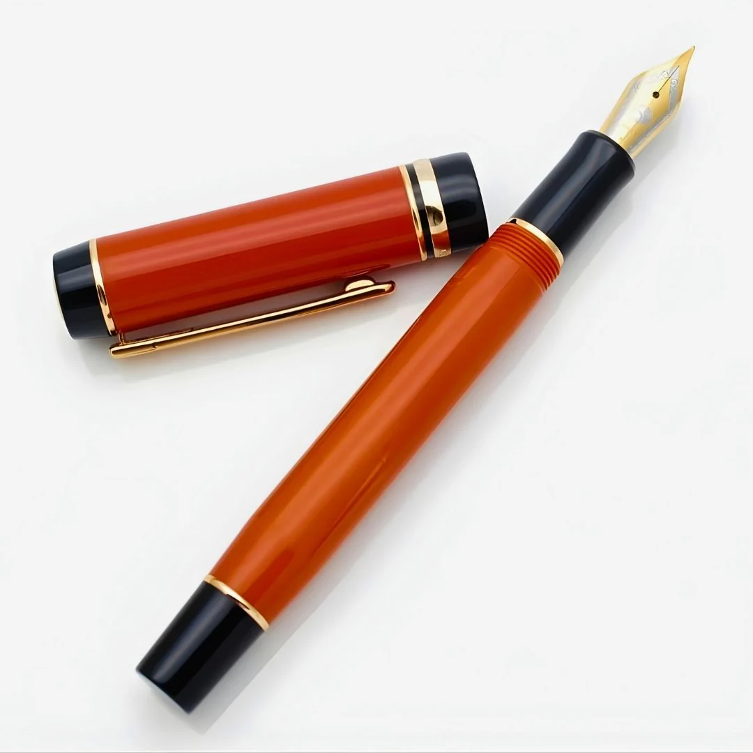 Wing Sung 670 Orange Acetate Resin Fountain Pen – Fine 0.5mm Nib, Gold Clip, Screw-Type Converter - Image 4